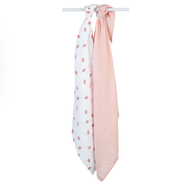 Lulujo 2pk Cotton Muslin Sawddle - Strawberry